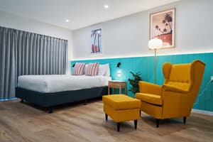 thumbnail: Room