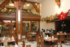 thumbnail: Dining