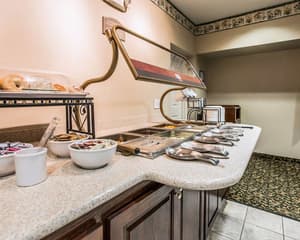 thumbnail: Breakfast area