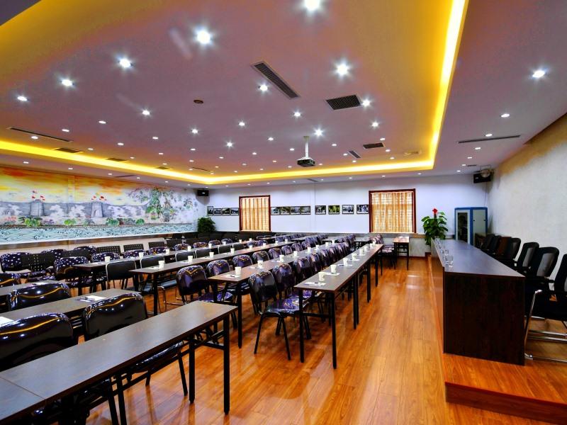 Restaurant-cafeteria