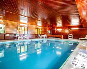 thumbnail: Pool
