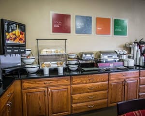 thumbnail: Breakfast area