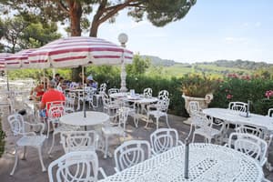 thumbnail: Terrace/patio