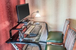 thumbnail: Business center