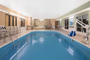 thumbnail: Pool