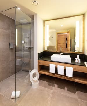 thumbnail: Bathroom shower