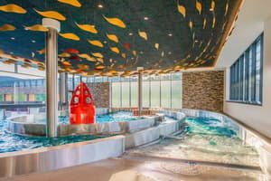 thumbnail: Pool