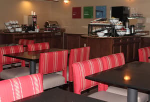 thumbnail: Breakfast area