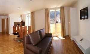 thumbnail: 10005424.jpg