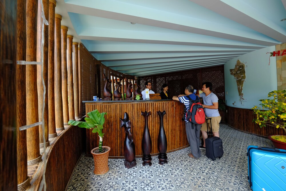 Reception hall