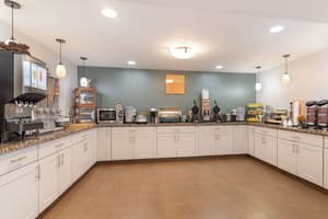 thumbnail: Breakfast area