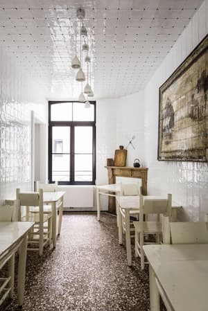 thumbnail: Restaurant