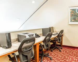 thumbnail: Business center
