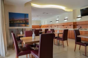 thumbnail: Breakfast area