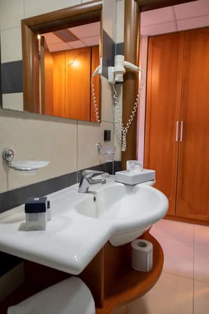 thumbnail: Accessible bathroom