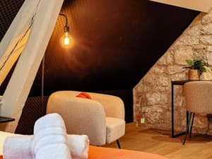 thumbnail: Living area