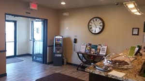 thumbnail: Interior entrance