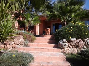 thumbnail: Exterior