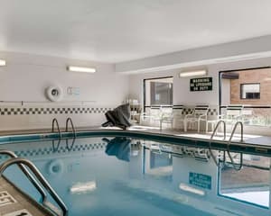 thumbnail: Pool