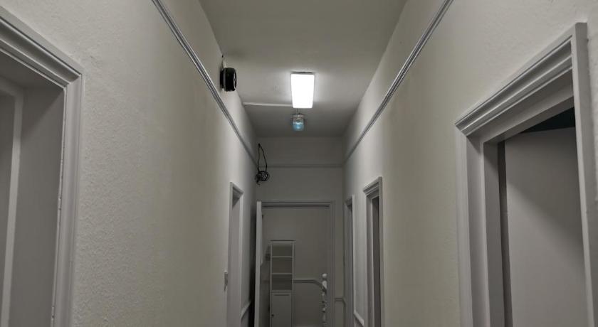 755807160.jpg