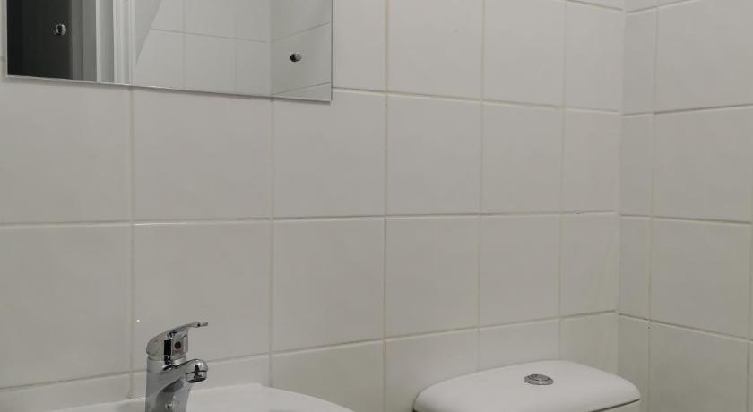 755807127.jpg