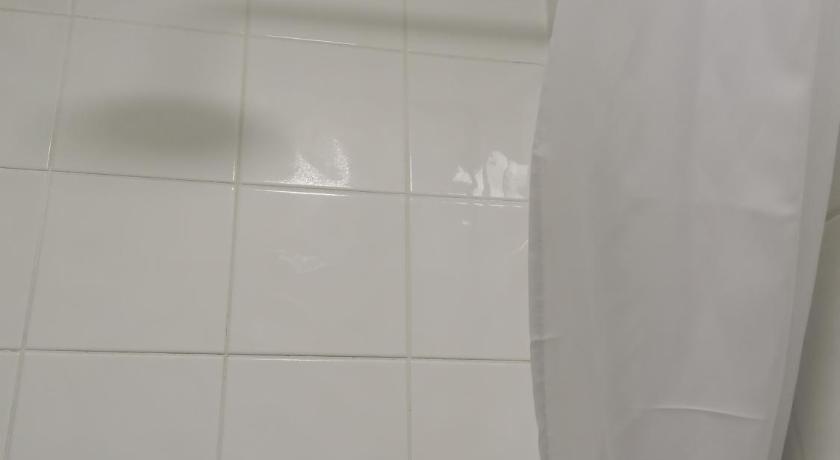755807133.jpg