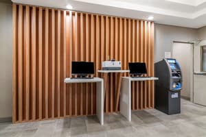 thumbnail: Business center