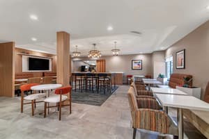 thumbnail: Dining