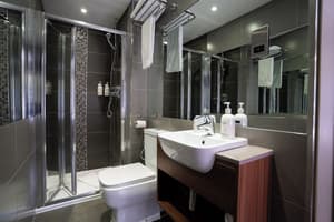 thumbnail: Bathroom