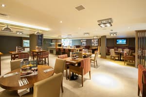 thumbnail: Restaurant