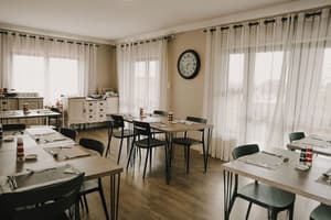 thumbnail: In-room dining