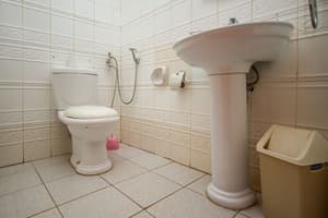 thumbnail: Bathroom