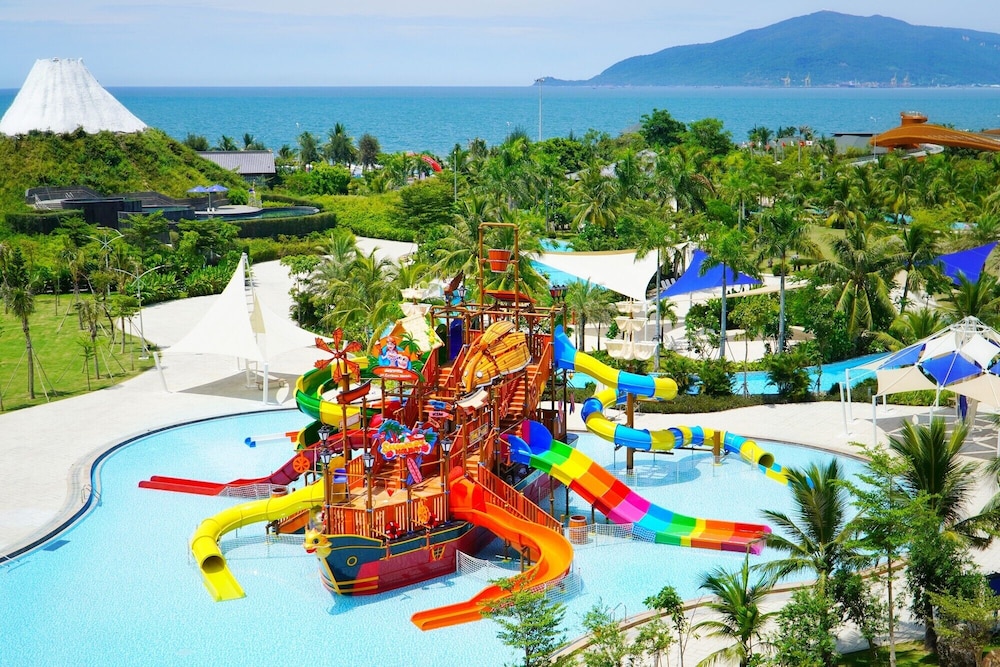 Children's play area - outdoor