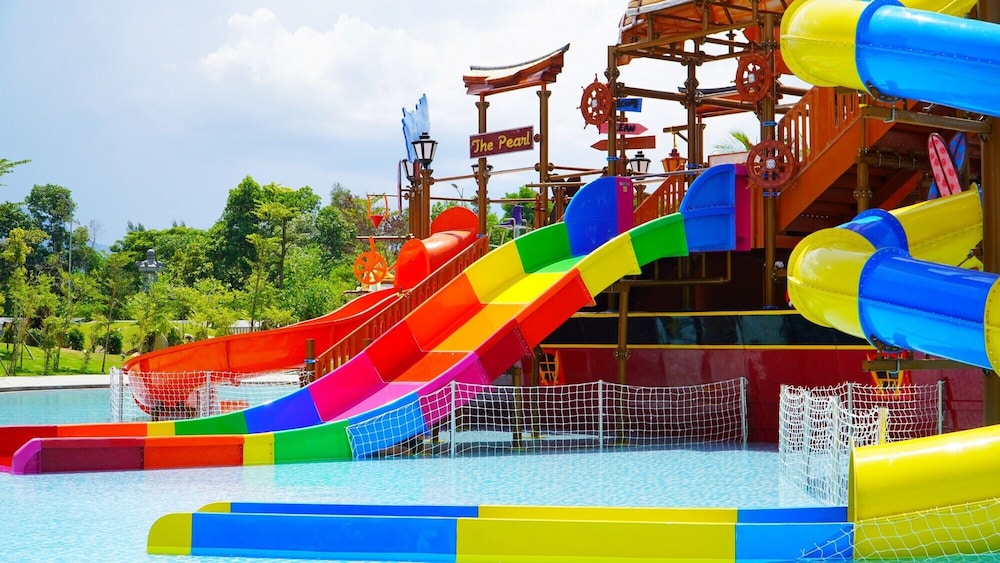 Children's play area - outdoor