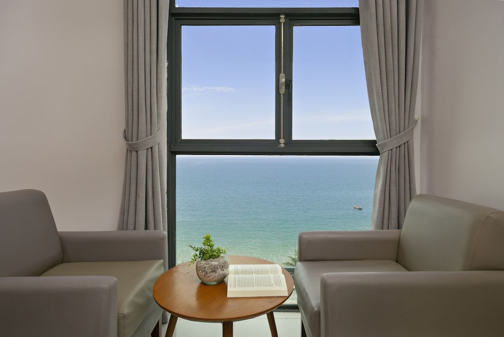Beach/ocean view