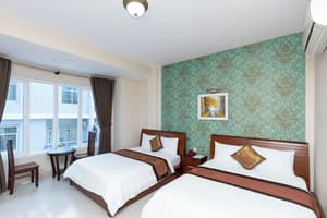 thumbnail: Room