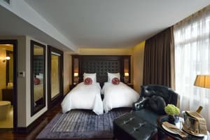thumbnail: Room