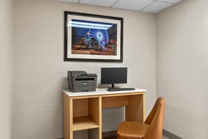 thumbnail: Business center