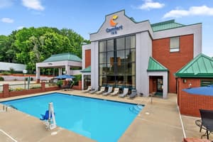 thumbnail: Pool