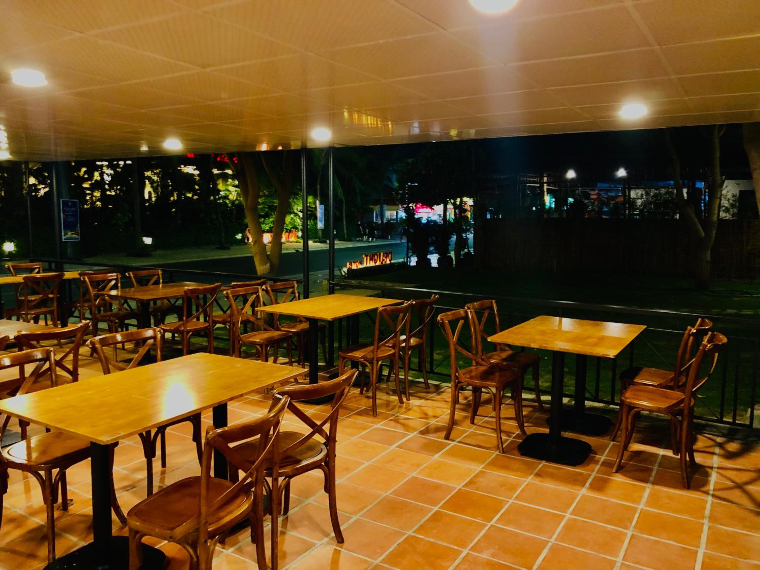 Restaurant-cafeteria