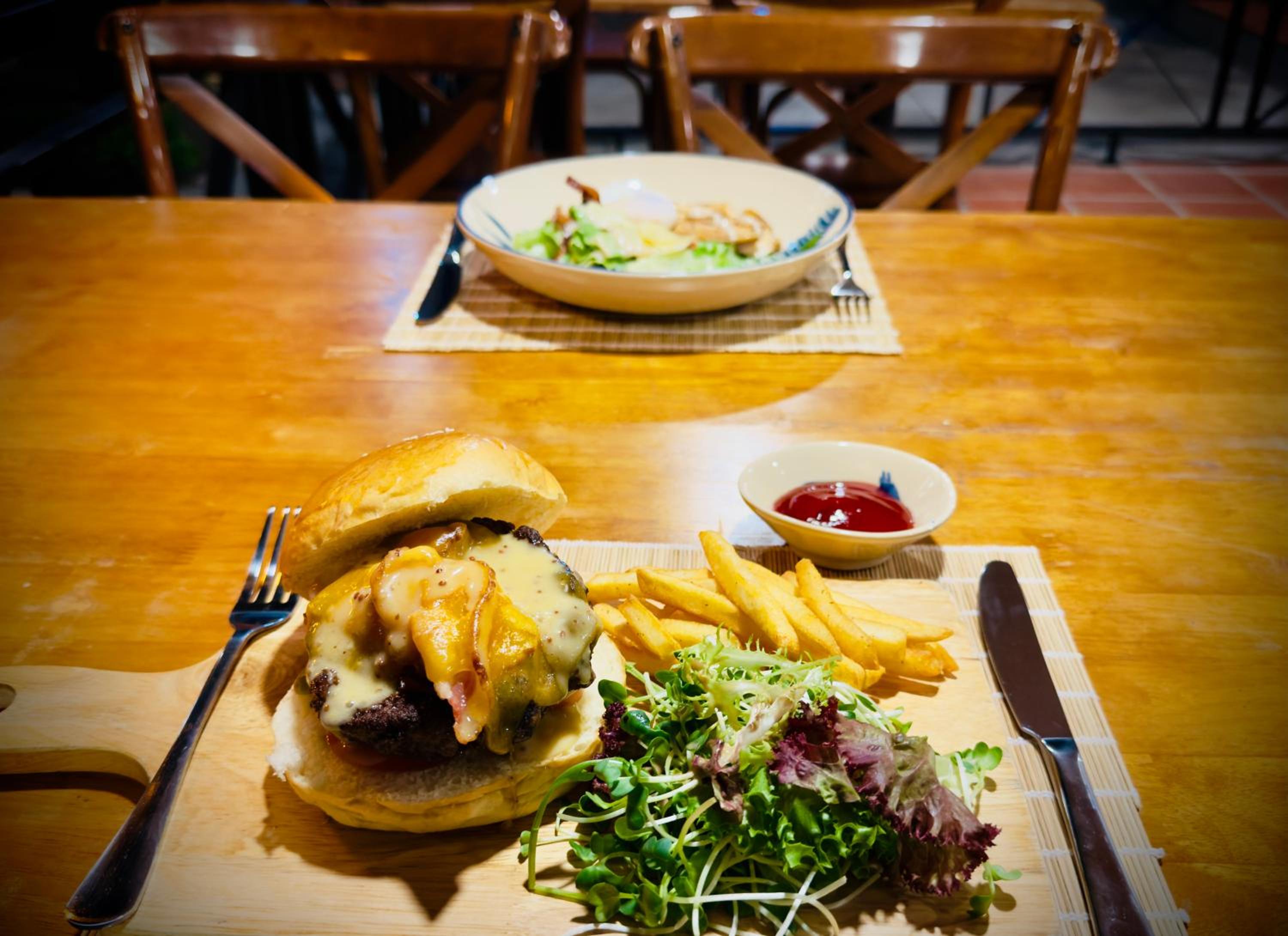 Restaurant-cafeteria