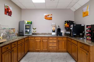 thumbnail: Breakfast area