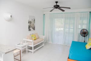 thumbnail: Living area
