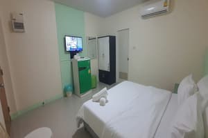 thumbnail: Room
