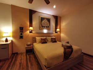 thumbnail: Primary image