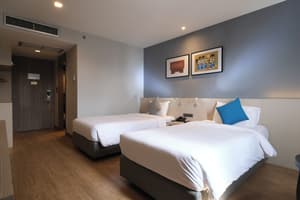 thumbnail: Room