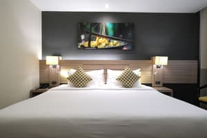 thumbnail: Room