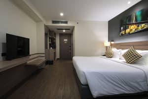 thumbnail: Room