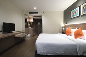 thumbnail: Room