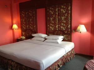 thumbnail: Room